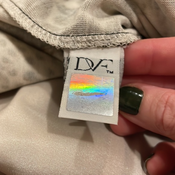 RARE Stunning DVF Leopard Amelia Dress - Picture 5 of 7